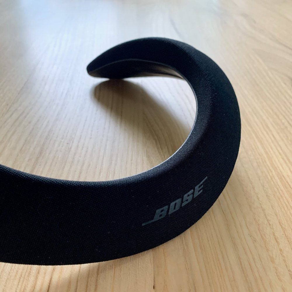 BOSE Soundwear Companion Neck Speaker